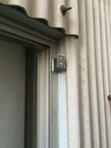 窓サッシのカチコミの写真