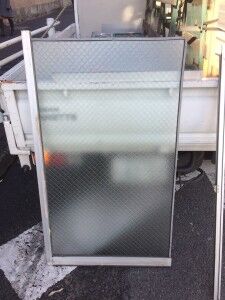 網入り硝子　割れ換え後