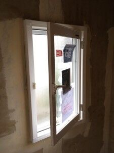 横開き　二重窓