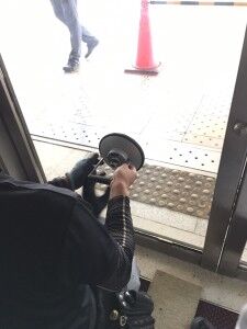 ガラス用の吸盤